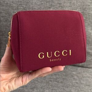 Gucci Beauty Makeup Bag Pouch Burgundy Logo Small Authentic Luxury New
